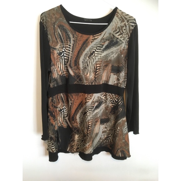 3/$30 - Animal Print Tunic - Picture 6 of 7